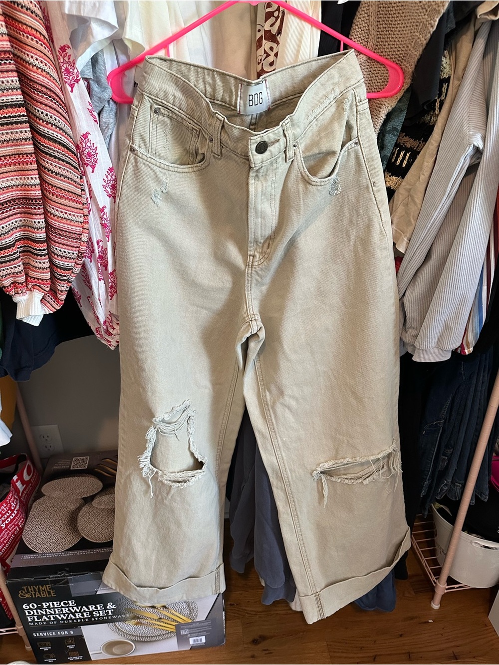 BDG skater baggy Distressed Wide-Leg Jeans